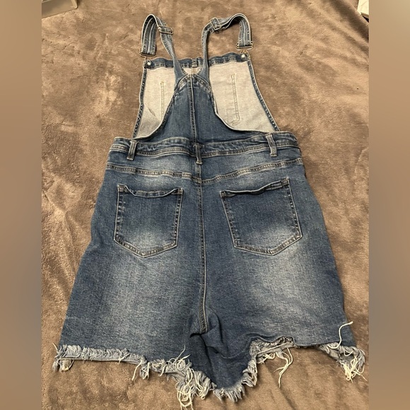 Black Label Blue Denim Overalls Shorts with Fray Hem - Sz. XL - Picture 5 of 10
